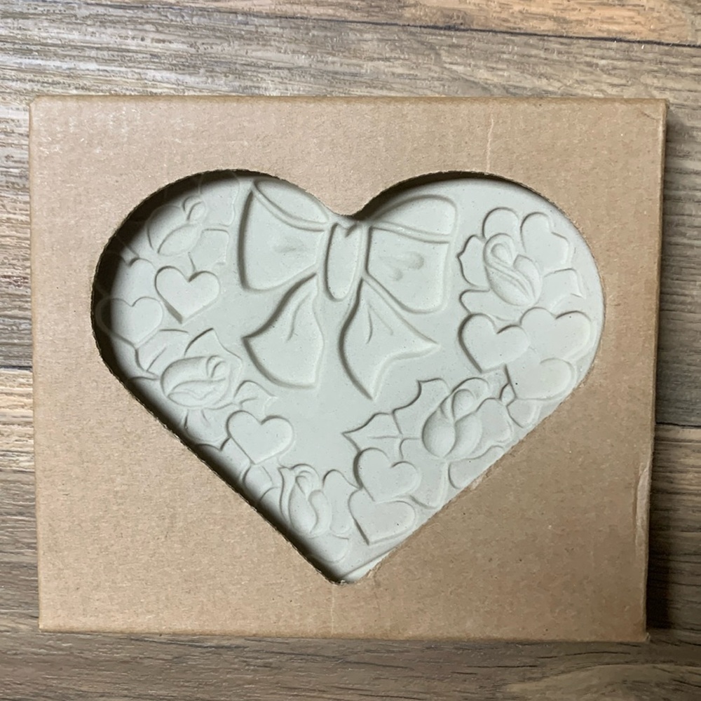 Pampered Chef Spring Mold